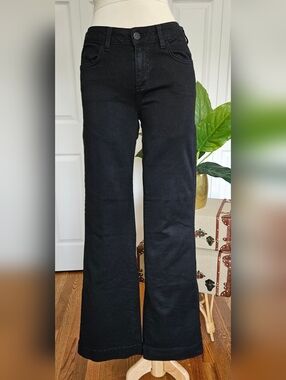 SIWY Ramona Flare/Bell-bottom Leg Opening  With A Vintage 70s Aesthetic Jeans!